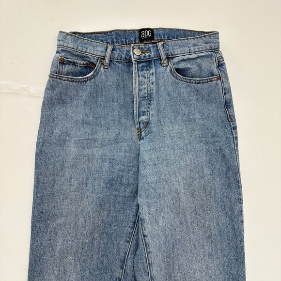 BDG Slim Straight Button Fly Distressed Raw Hem Women's size 27 Blue Jeans - Picture 2 of 5